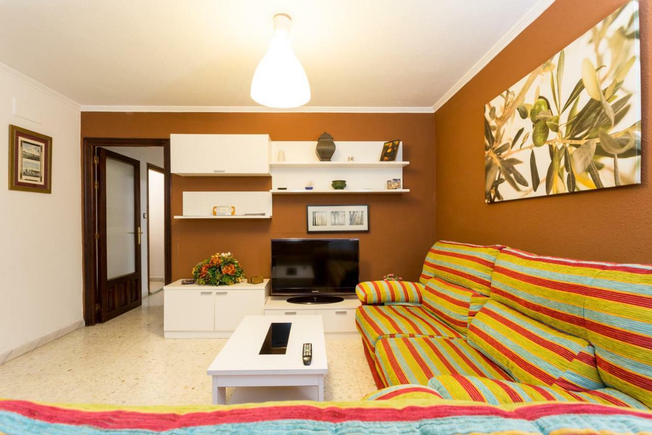Holi-Rent Albareda Lägenhet Sevilla Exteriör bild