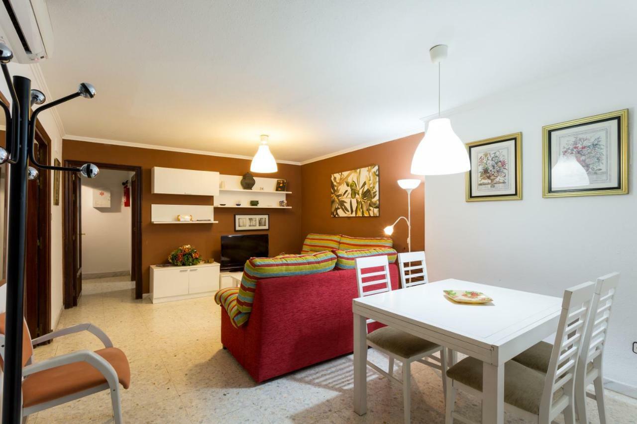Holi-Rent Albareda Lägenhet Sevilla Exteriör bild