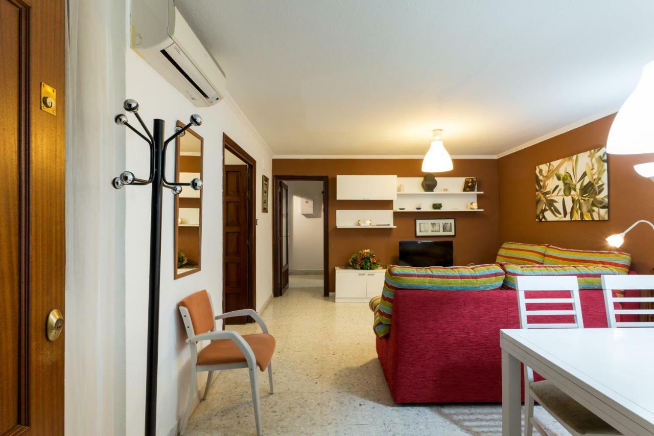 Holi-Rent Albareda Lägenhet Sevilla Exteriör bild