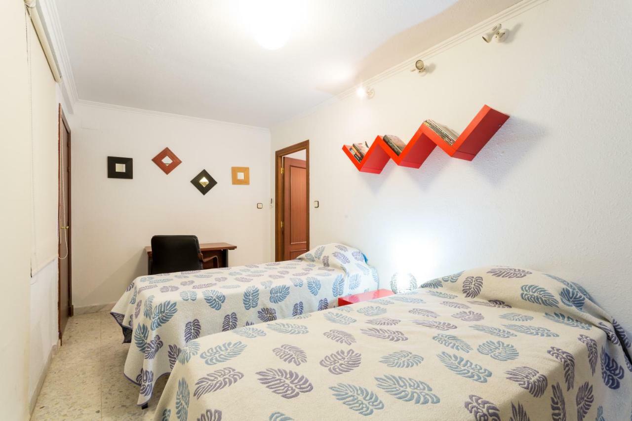 Holi-Rent Albareda Lägenhet Sevilla Exteriör bild