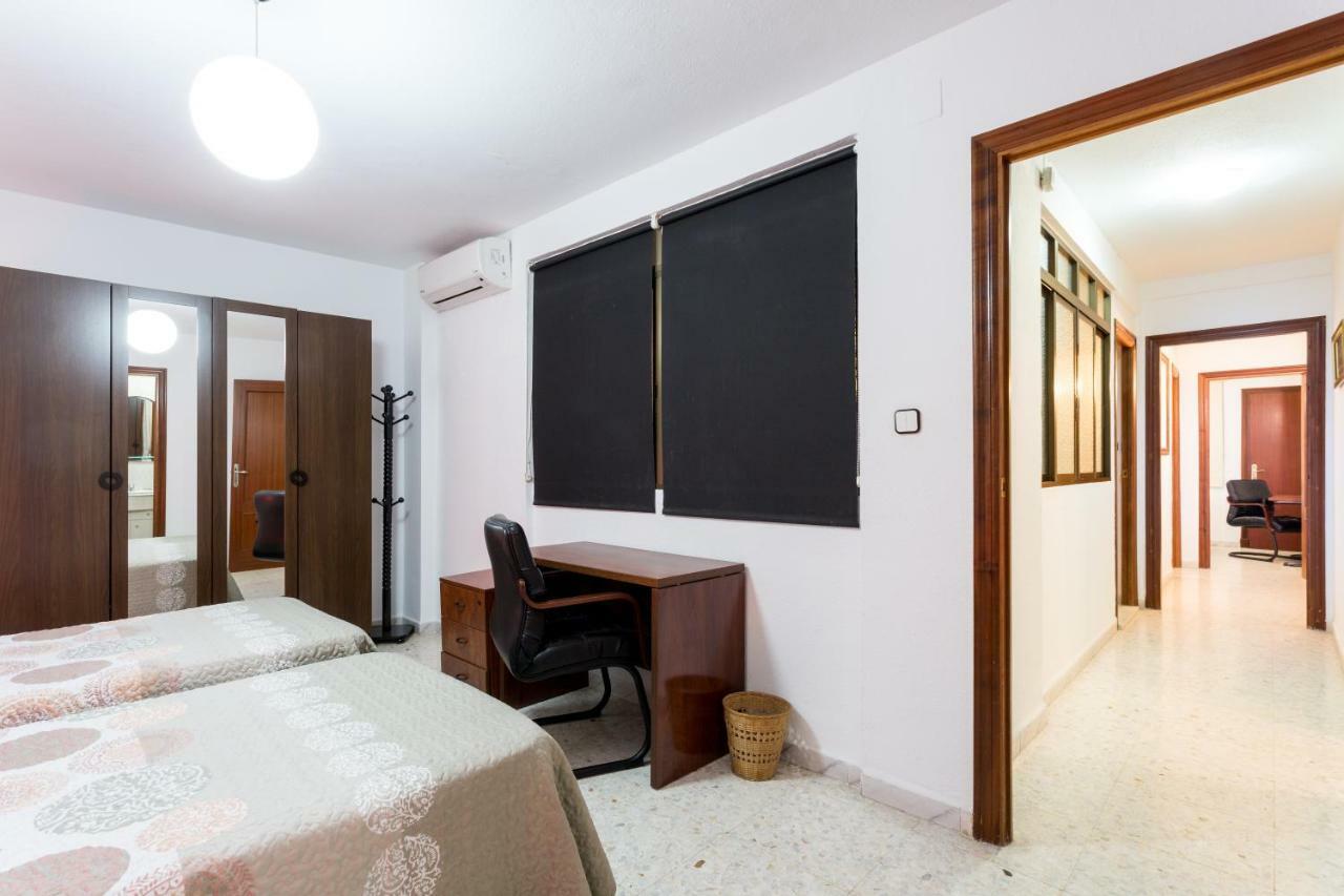 Holi-Rent Albareda Lägenhet Sevilla Exteriör bild