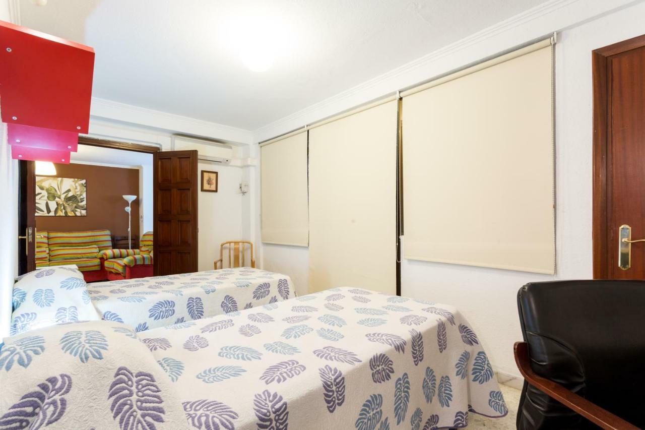 Holi-Rent Albareda Lägenhet Sevilla Exteriör bild