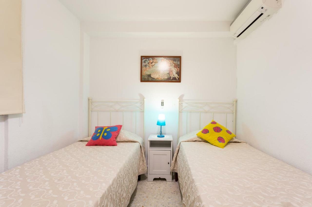 Holi-Rent Albareda Lägenhet Sevilla Exteriör bild